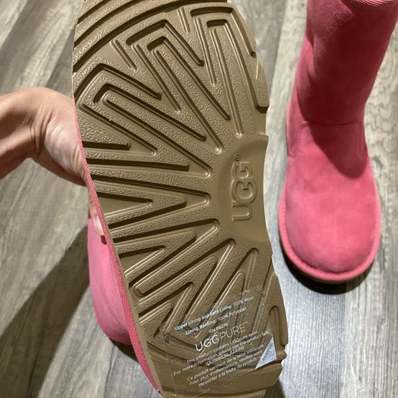 Pink Children’s Uggs - Picture 3 of 4